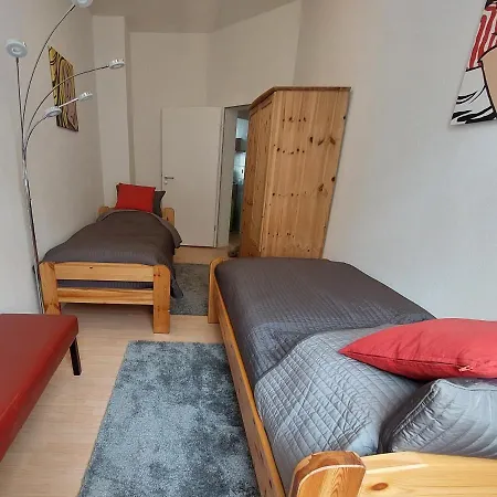 Schoene Zwei-Zimmer-Wohnung 