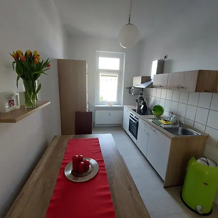Schoene Zwei-Zimmer-Wohnung 