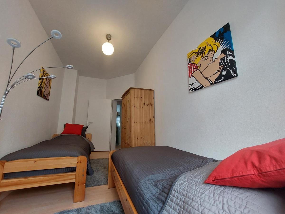 Schoene Zwei-zimmer-wohnung 
