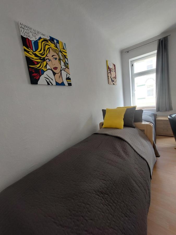 Apartment Schoene Zwei-zimmer-wohnung 