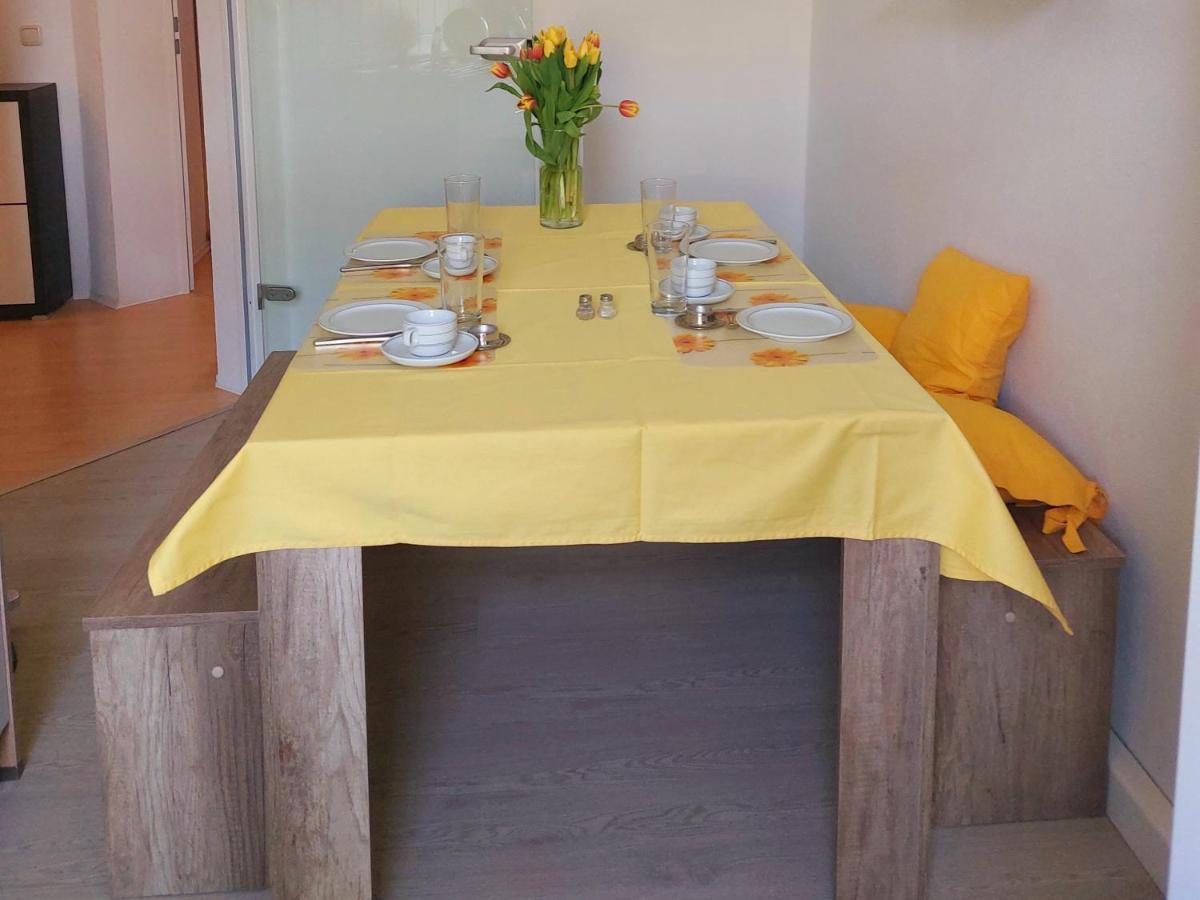 Apartment Schoene Zwei-zimmer-wohnung 