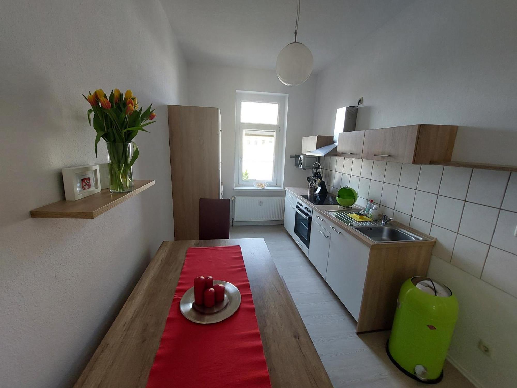 Schoene Zwei-zimmer-wohnung 